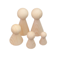 5 schlichte Holzfiguren im Set